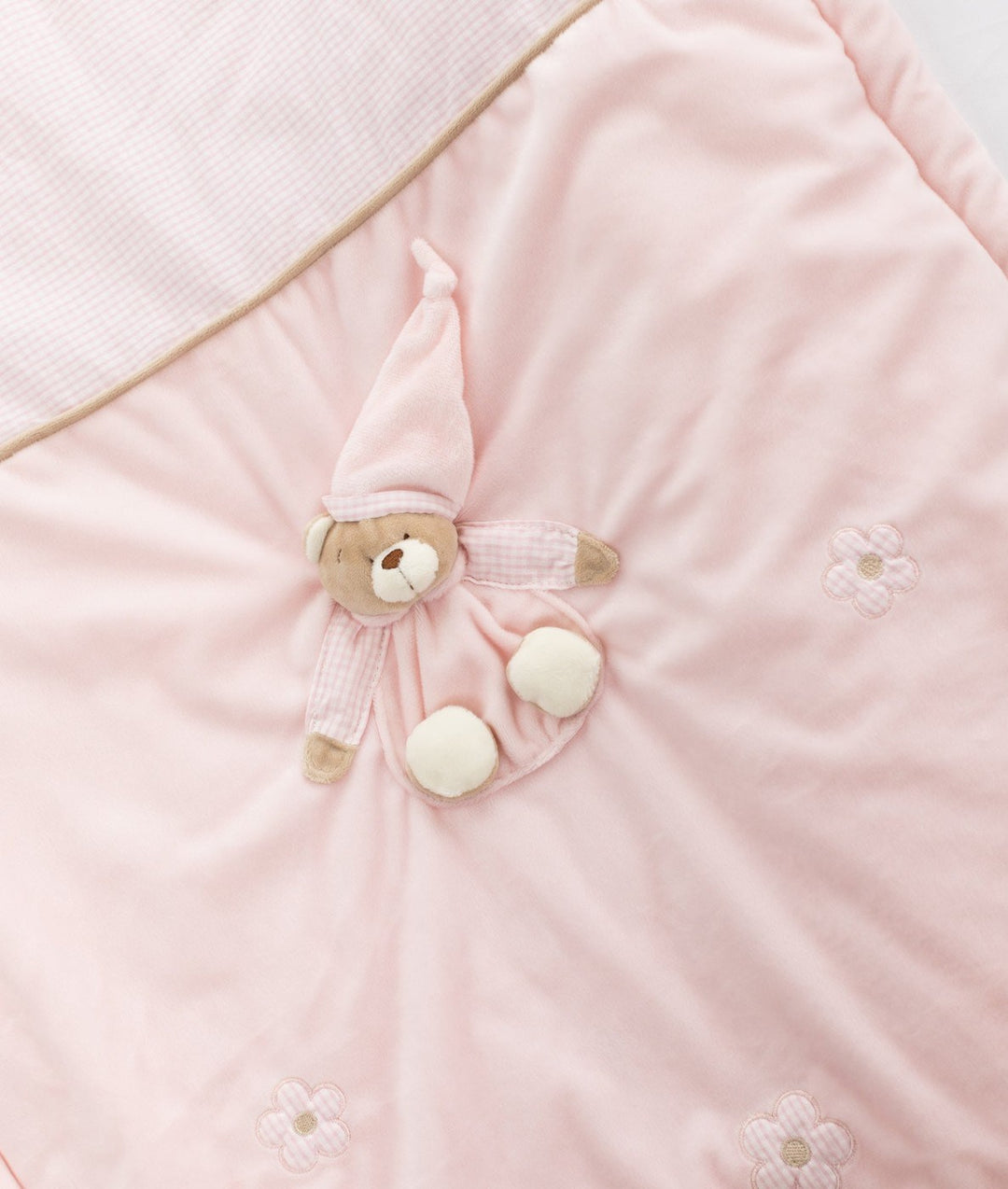 Pink baby bassinet bedding