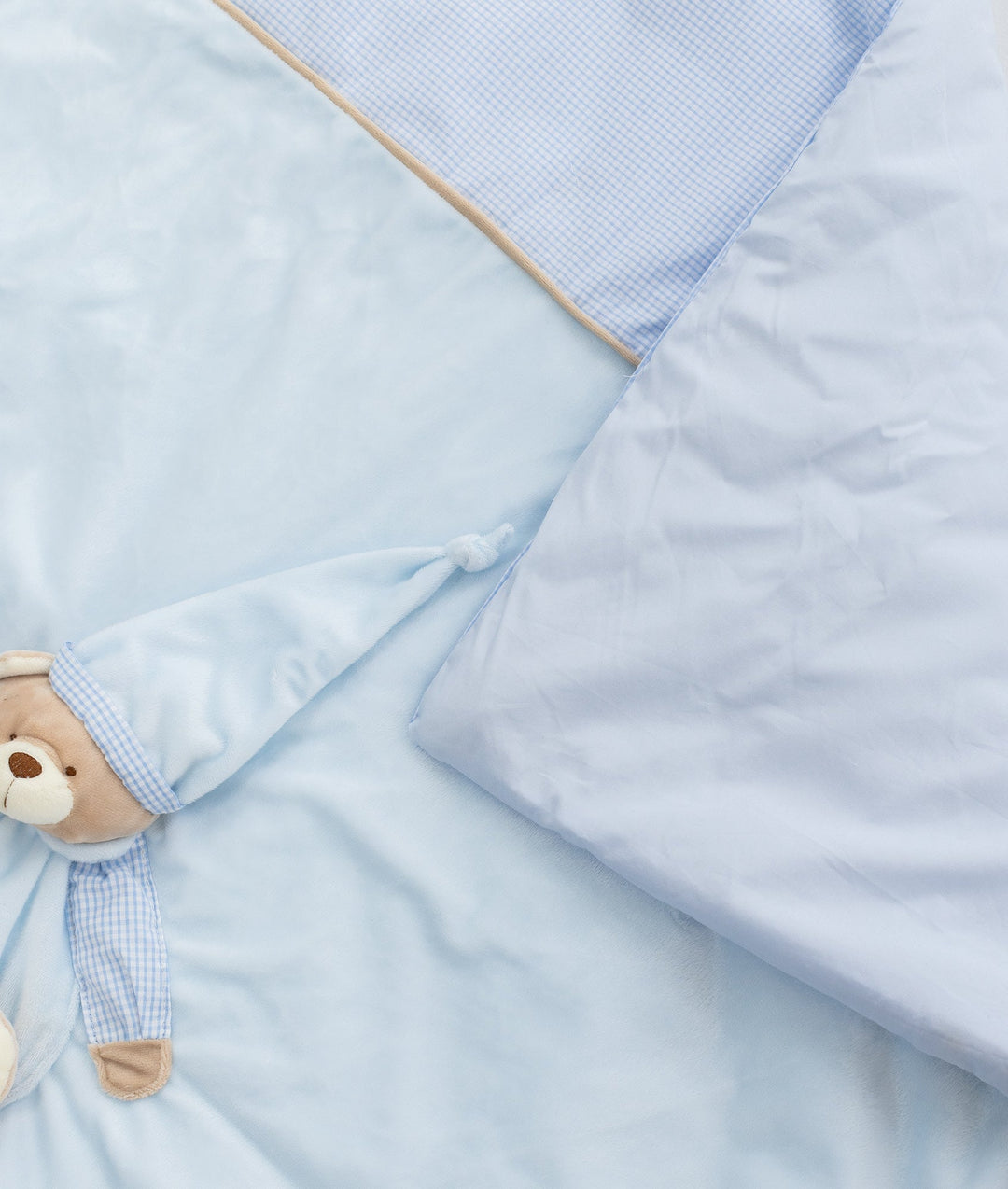Blue quilt and cover set for toddlers