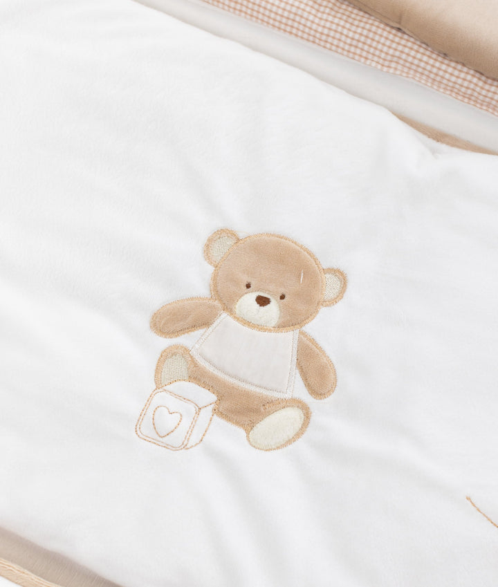 White and beige cot bumper set for baby cot